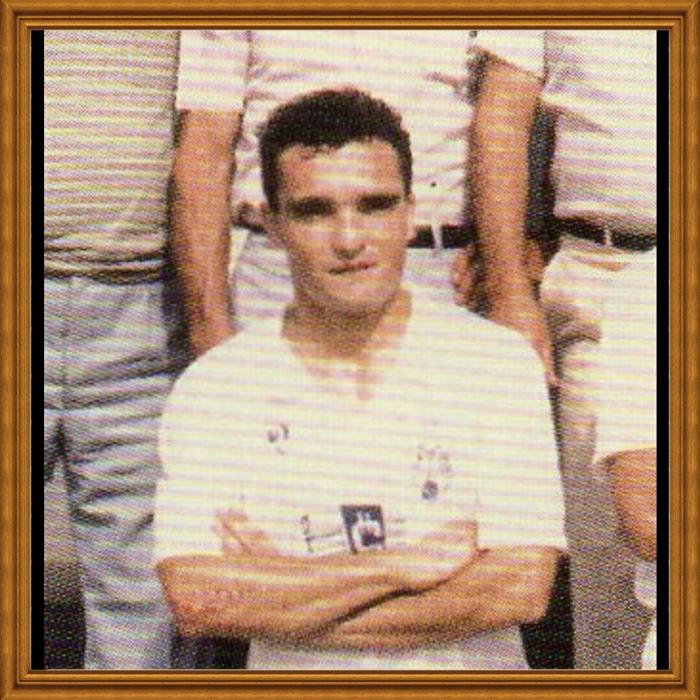 Navarro ,j mediapunta de la SDS de princincipios delos 80,ascenso a tercera_0