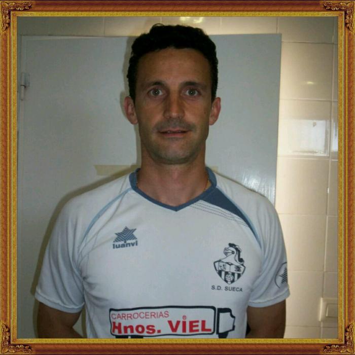 Ximo Enguix , de Tavernes jugador de gran categoria y clase de la Sds tras pasar por el Mestalla, Valencia c.f. , Rayo Vallecano y Sporting de Gijon , entrenador de la Sds temporada14/15_0